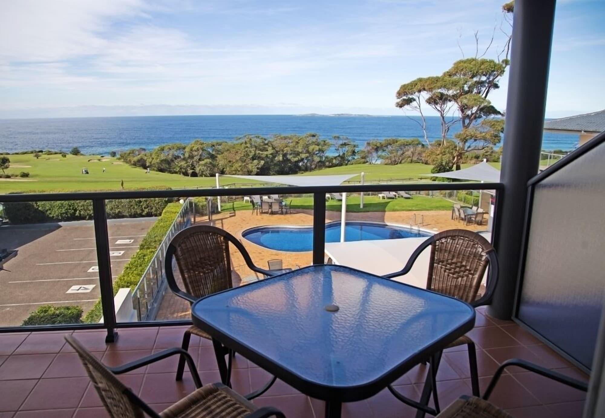 Amooran Oceanside Apartments And Motel Narooma Extérieur photo
