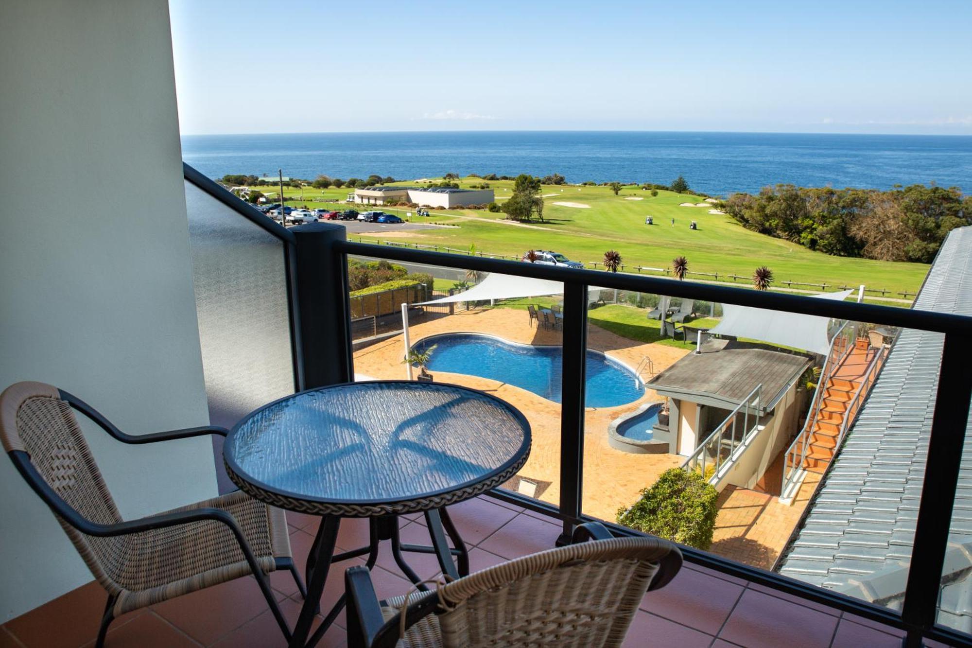 Amooran Oceanside Apartments And Motel Narooma Extérieur photo